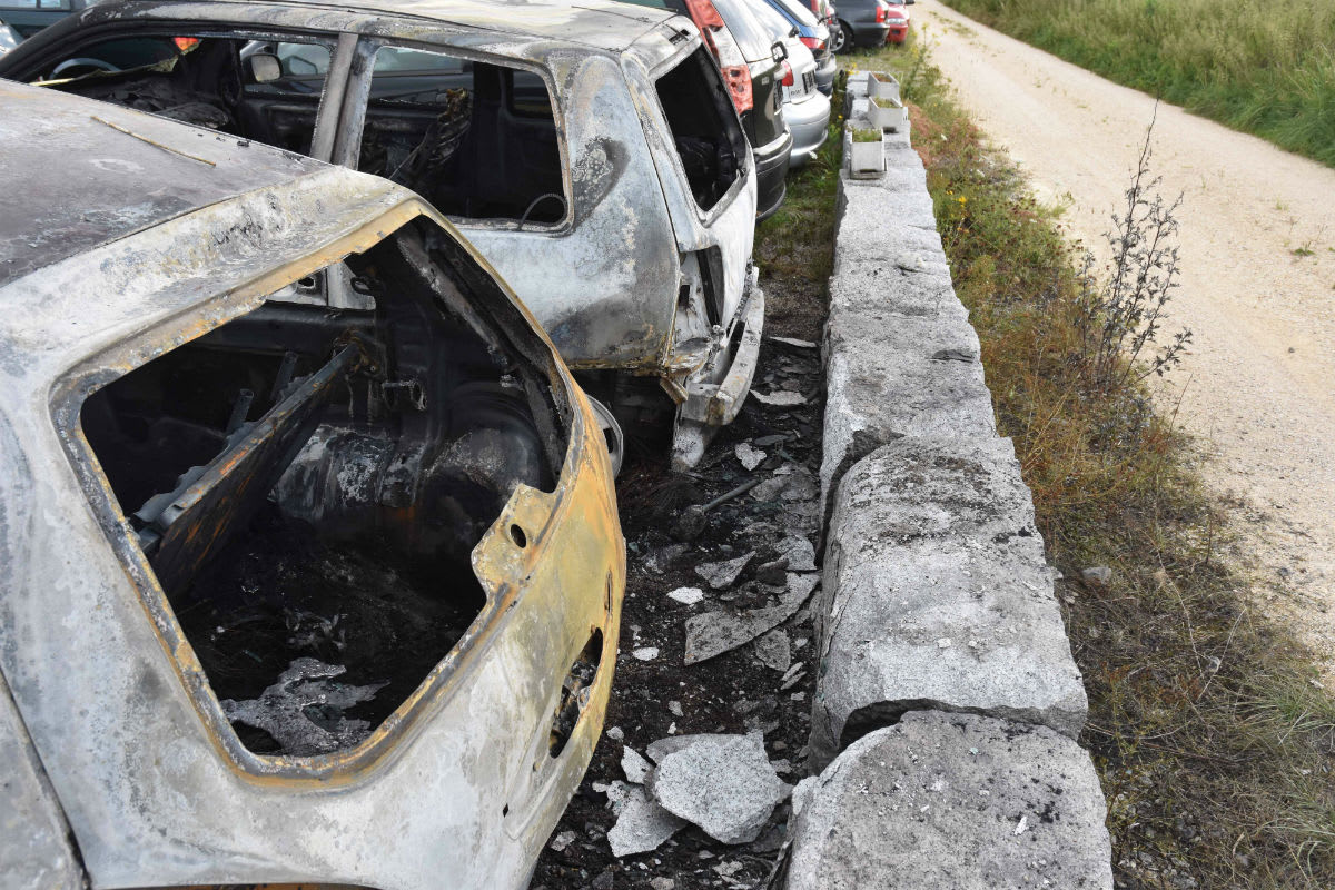 Oensingen SO - Mehrere Autos in Flammen - Zeugenaufruf