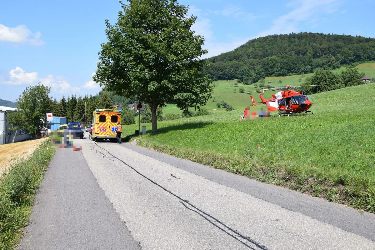 Nunningen SO - Motorradlenker schwer verletzt