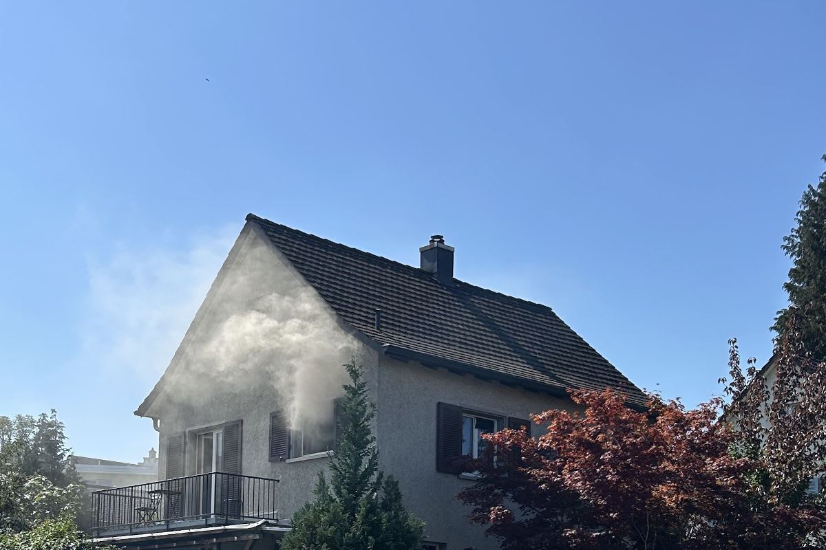 Kreuzlingen TG – Zimmer in Einfamilienhaus gerät in Brand