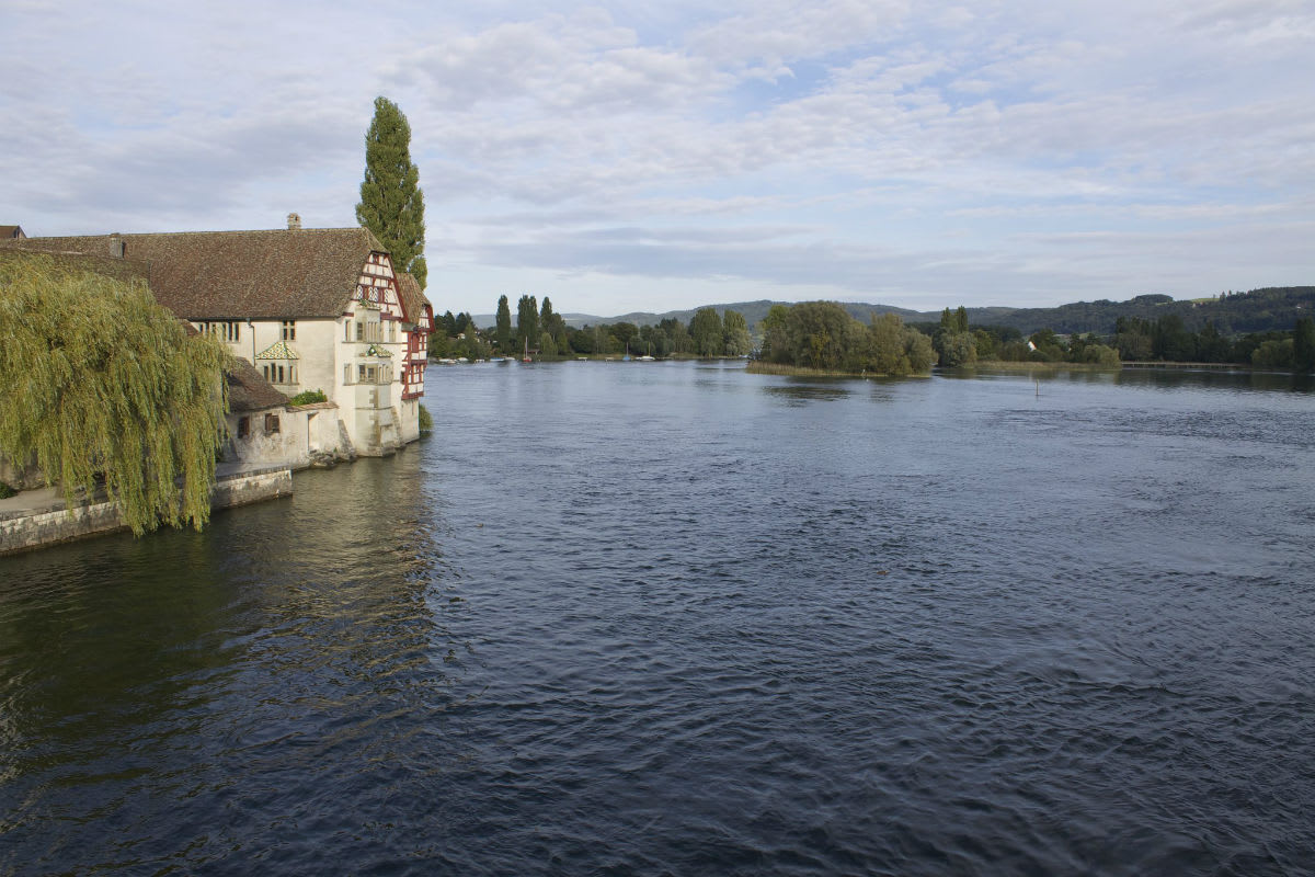 Ratgeber - Die grosse Gefahr auf und im Rhein