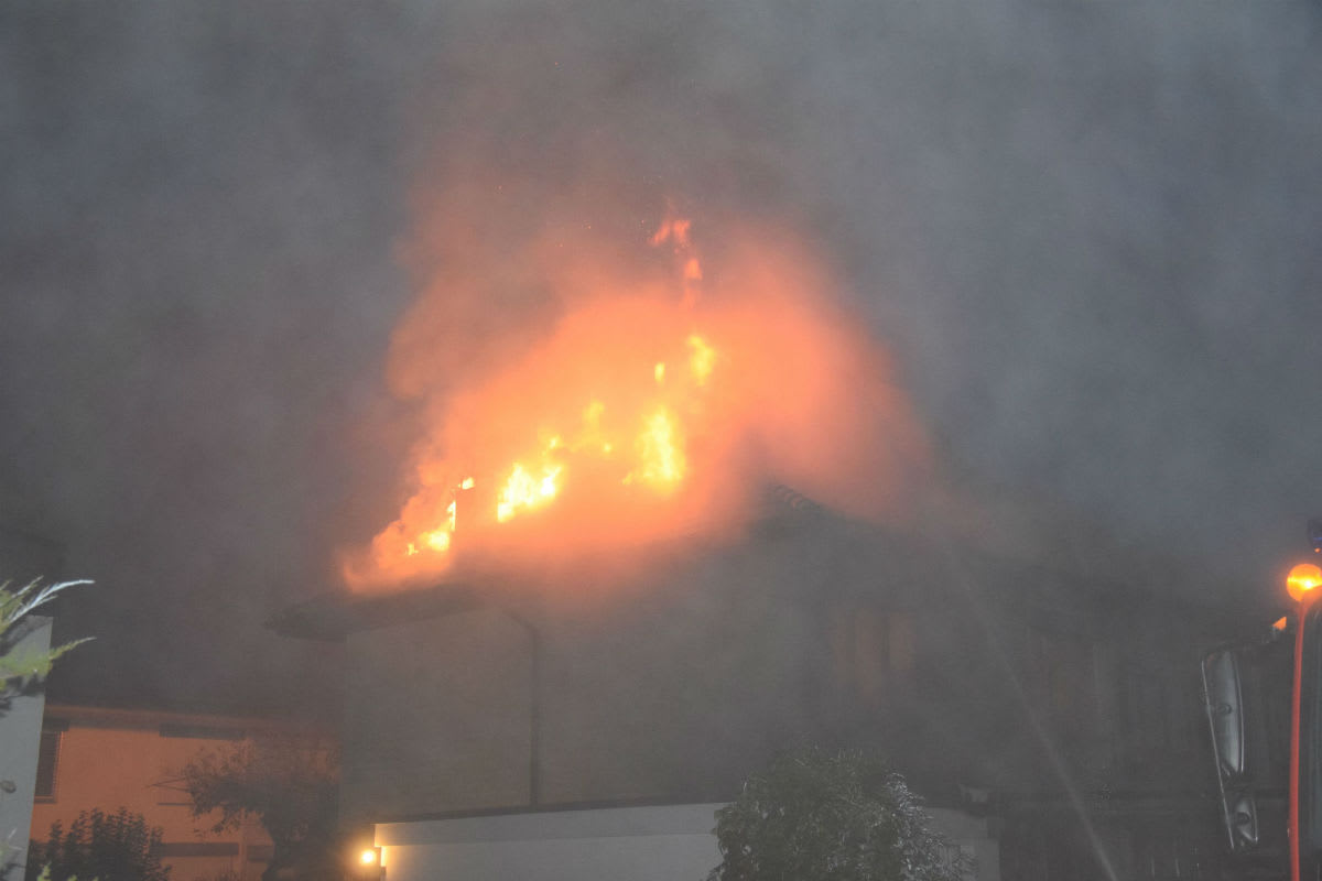 Kriegstetten SO - Doppeleinfamilienhaus in Brand geraten
