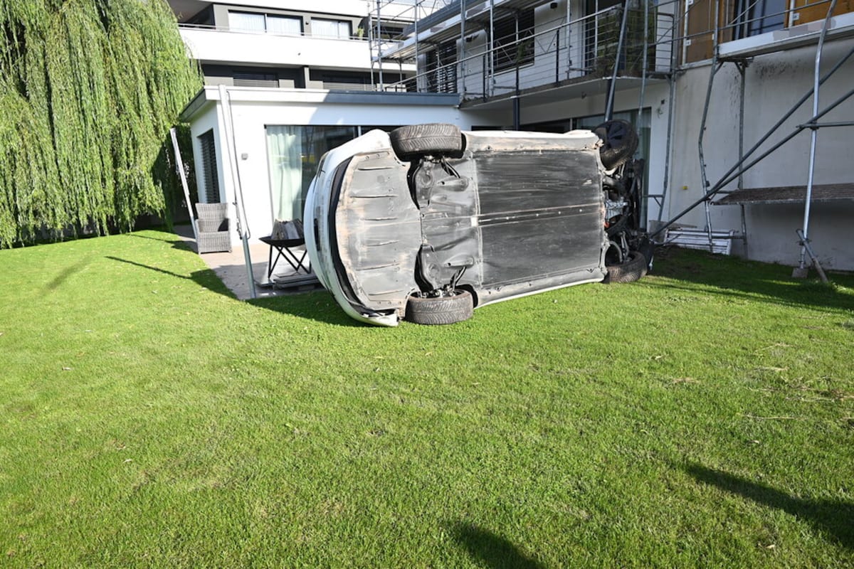 Walenstadt SG – Flucht vor Polizei endet mit schwerem Unfall