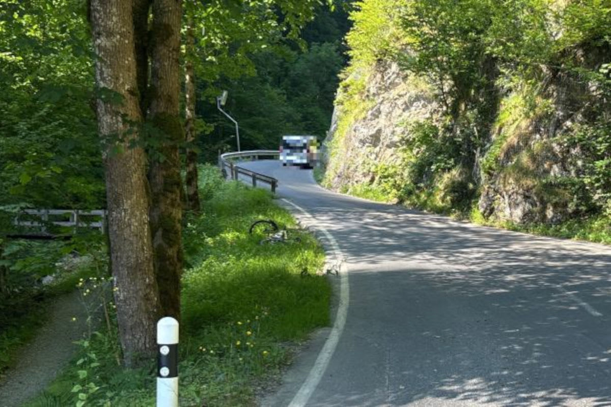 Klöntal GL – Velofahrerin bei Unfall am Kopf verletzt