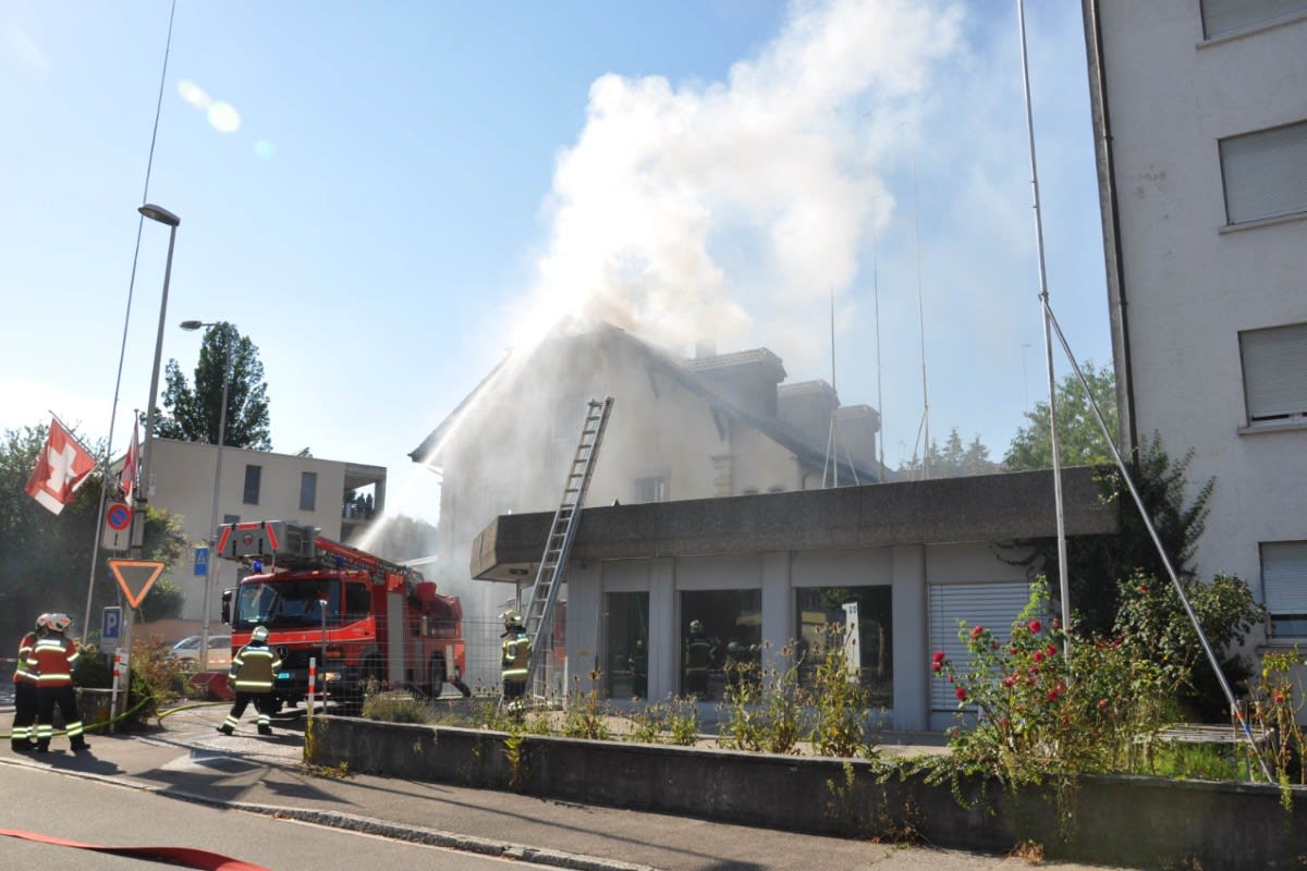 Derendingen SO - Brand in unbewohntem Dachstock
