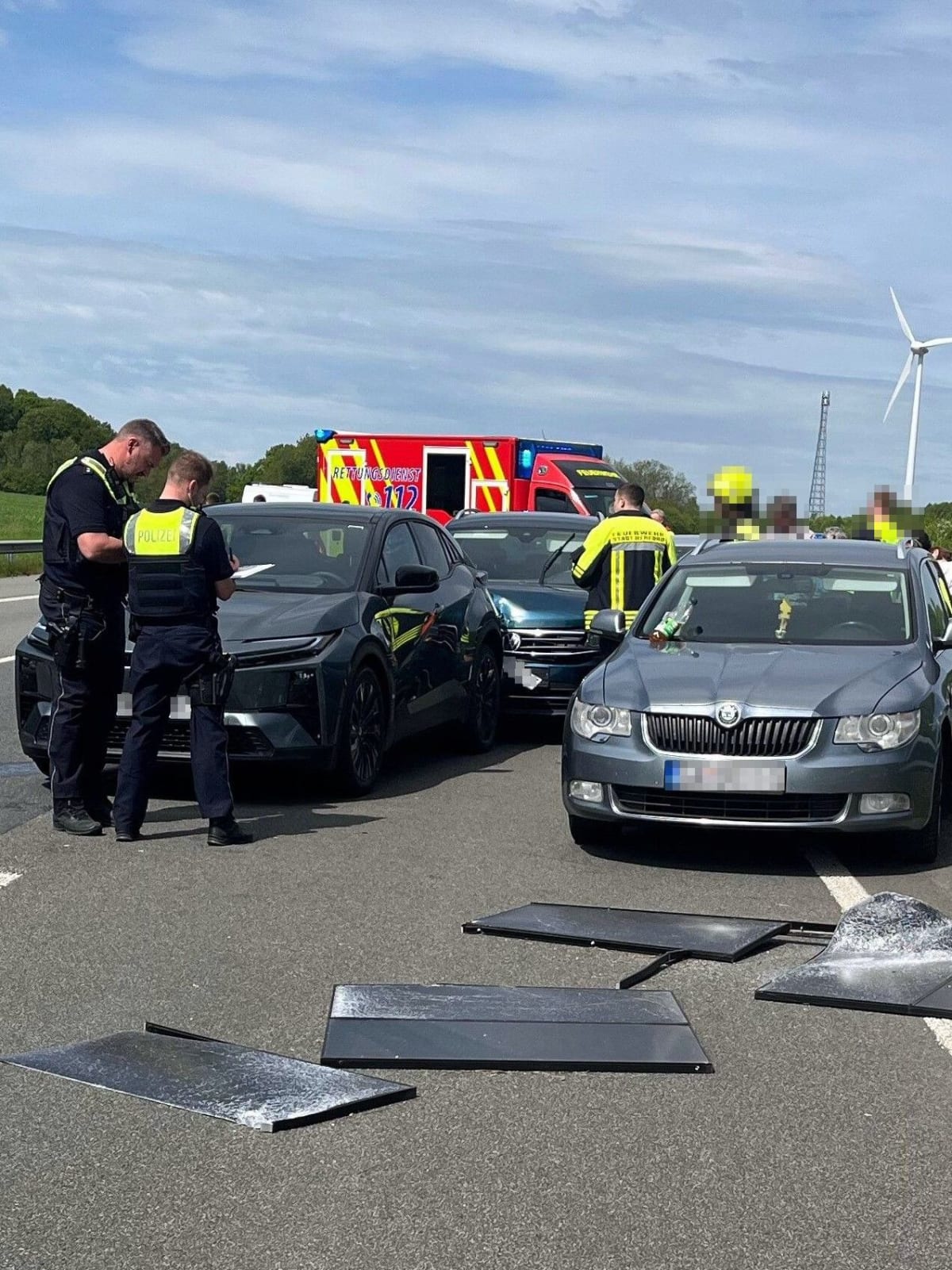 A2 Herford – Unfall nach verlorenem Solarpanel