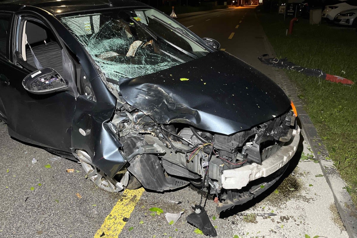 Unfall Egerkingen SO - Kontrolle über Auto verloren und in Bäume gekracht
