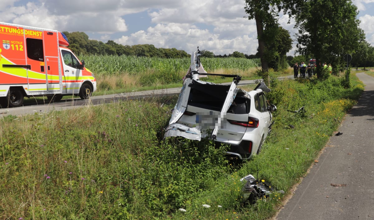 Marienmünster – 18-Jähriger stirbt bei Unfall auf der L825
