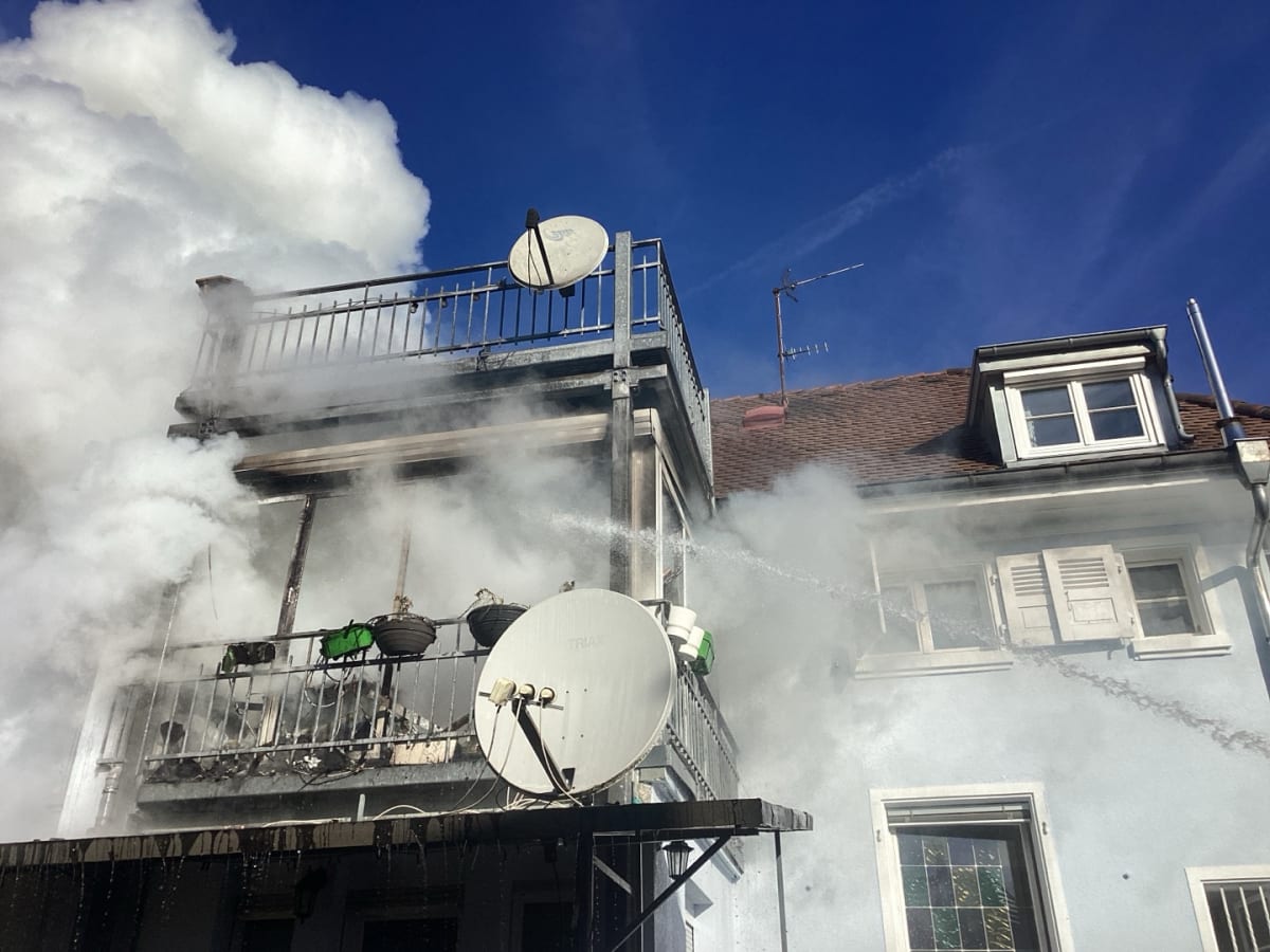 Weil am Rhein – Mehrfamilienhaus nach Brand unbewohnbar