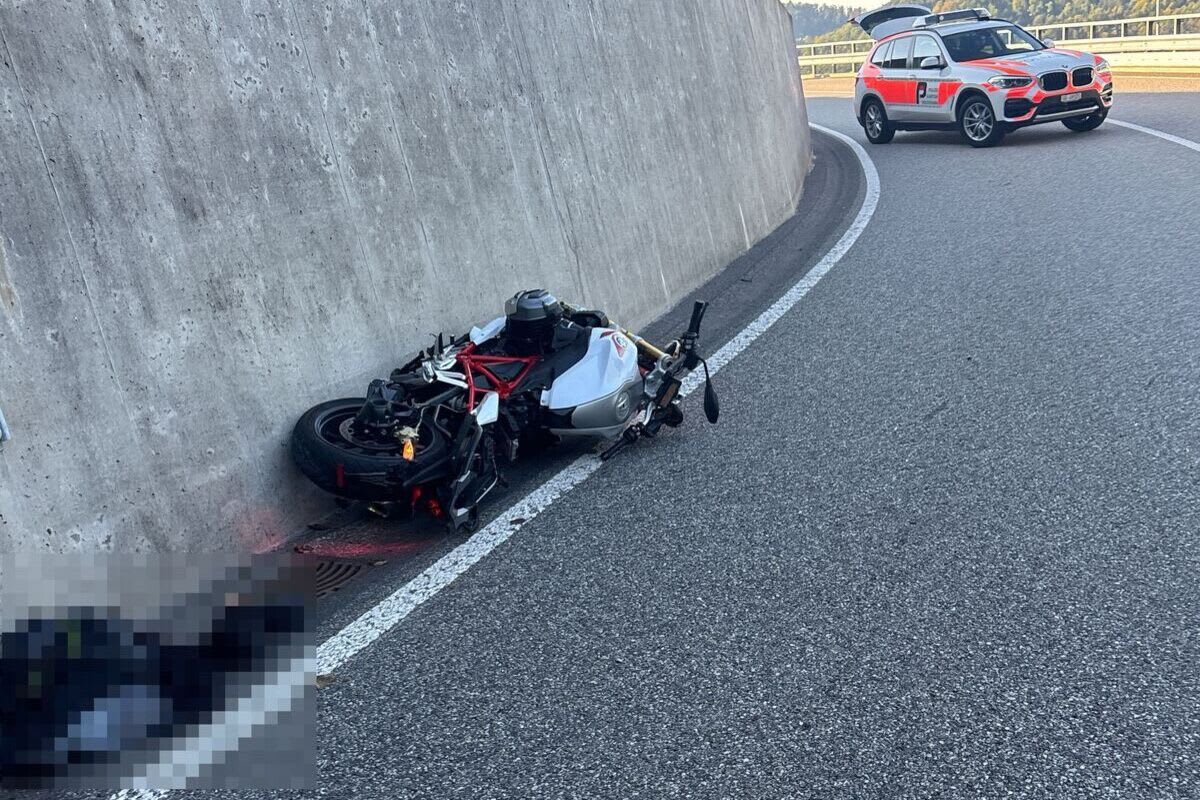 Beinwil SO – Rettungshelikopter nach Motorradunfall im Einsatz