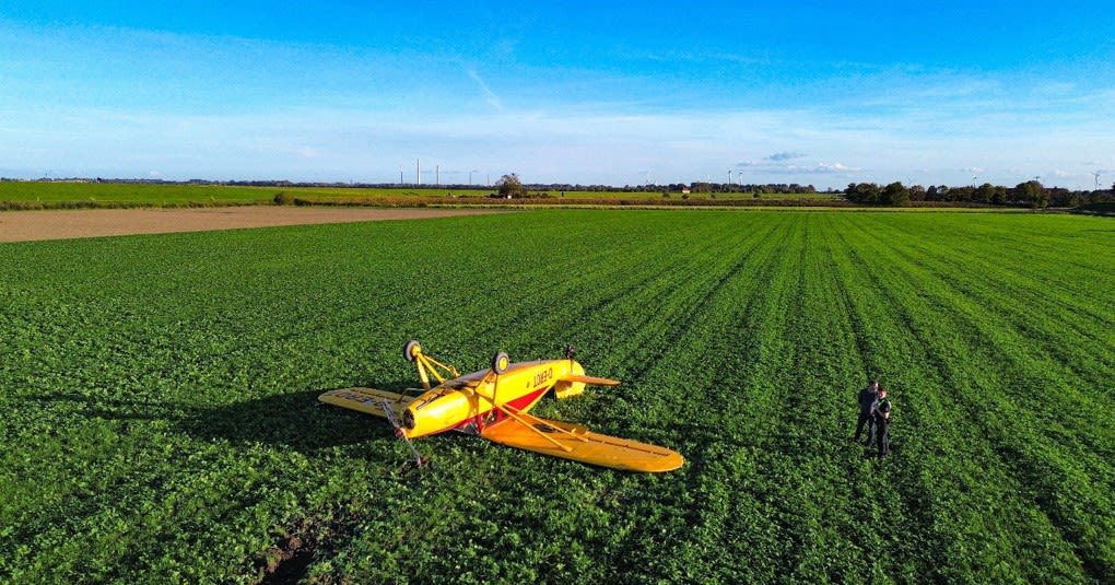 Wangerland – Flugzeug überschlägt sich bei Notlandung