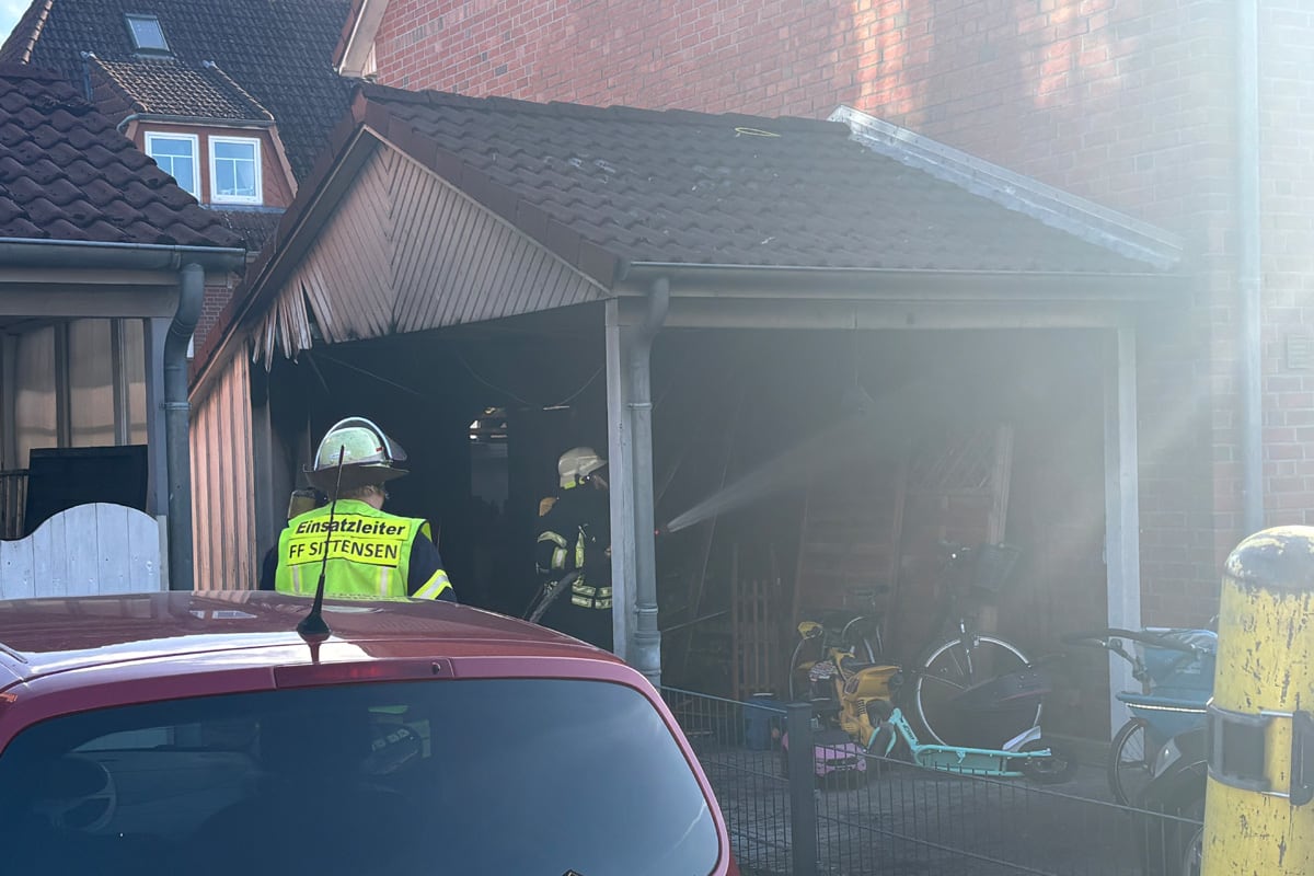 Sittensen – Carportbrand greift auf Schuppen über