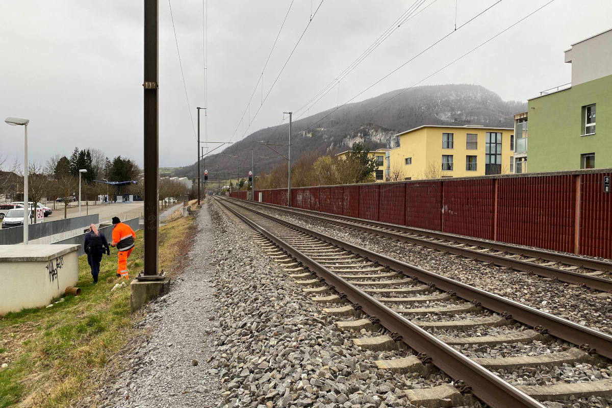 Oensingen SO – Unbekannte legen Steine auf Bahngleis