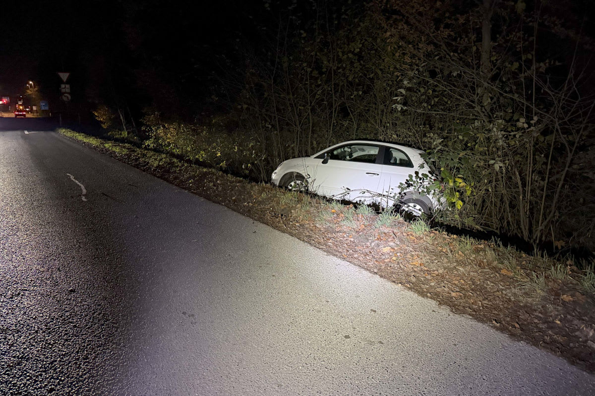 Unfall in Buchs AG – Alkoholisierter Lenker fährt in Böschung 