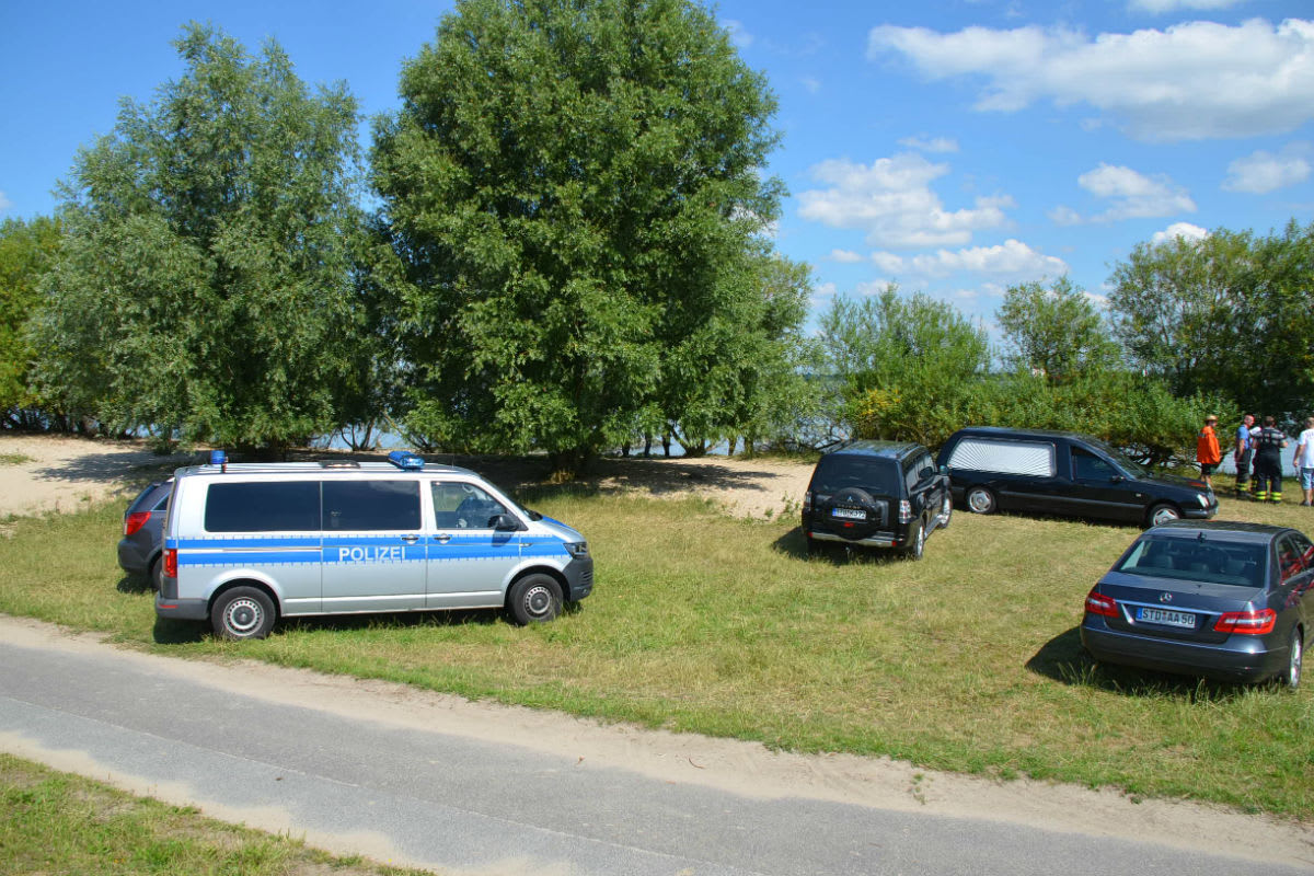 Stade NDS - Zwei junge Männer in der Elbe ertrunken