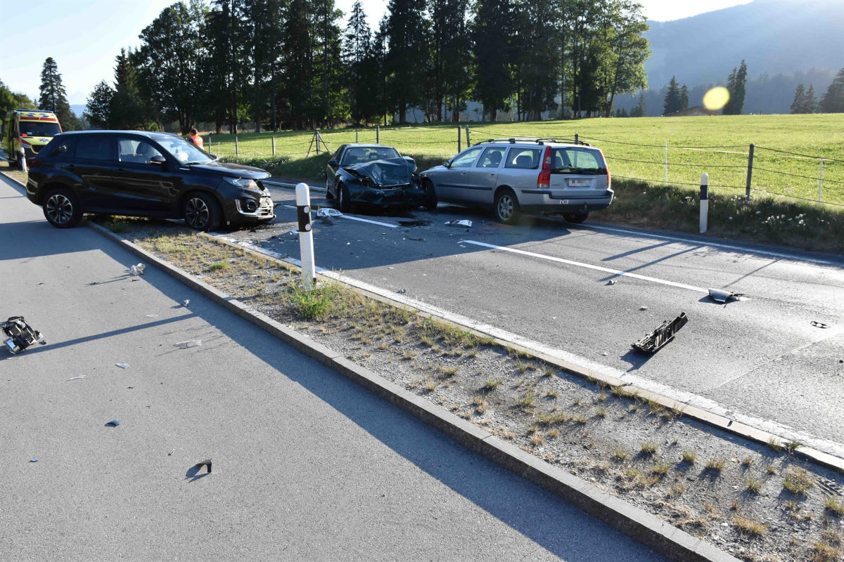 Flims GR – Sechs Verletzte nach Unfall mit vier Autos