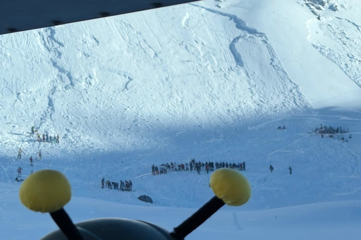 Davos GR – Suchaktion nach Lawinenabgang