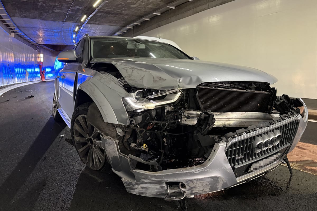 St. Gallen SG – Eine Verletzte nach Selbstunfall im Schorentunnel