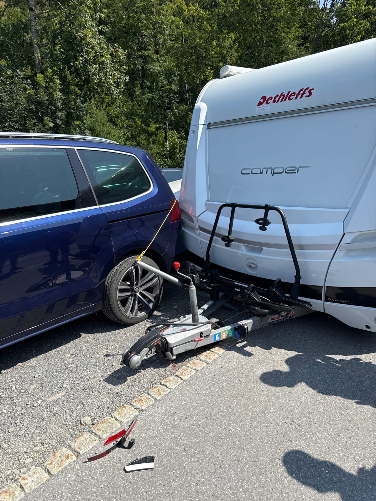 Jakobsbad AI – Wohnanhänger löst sich während der Fahrt