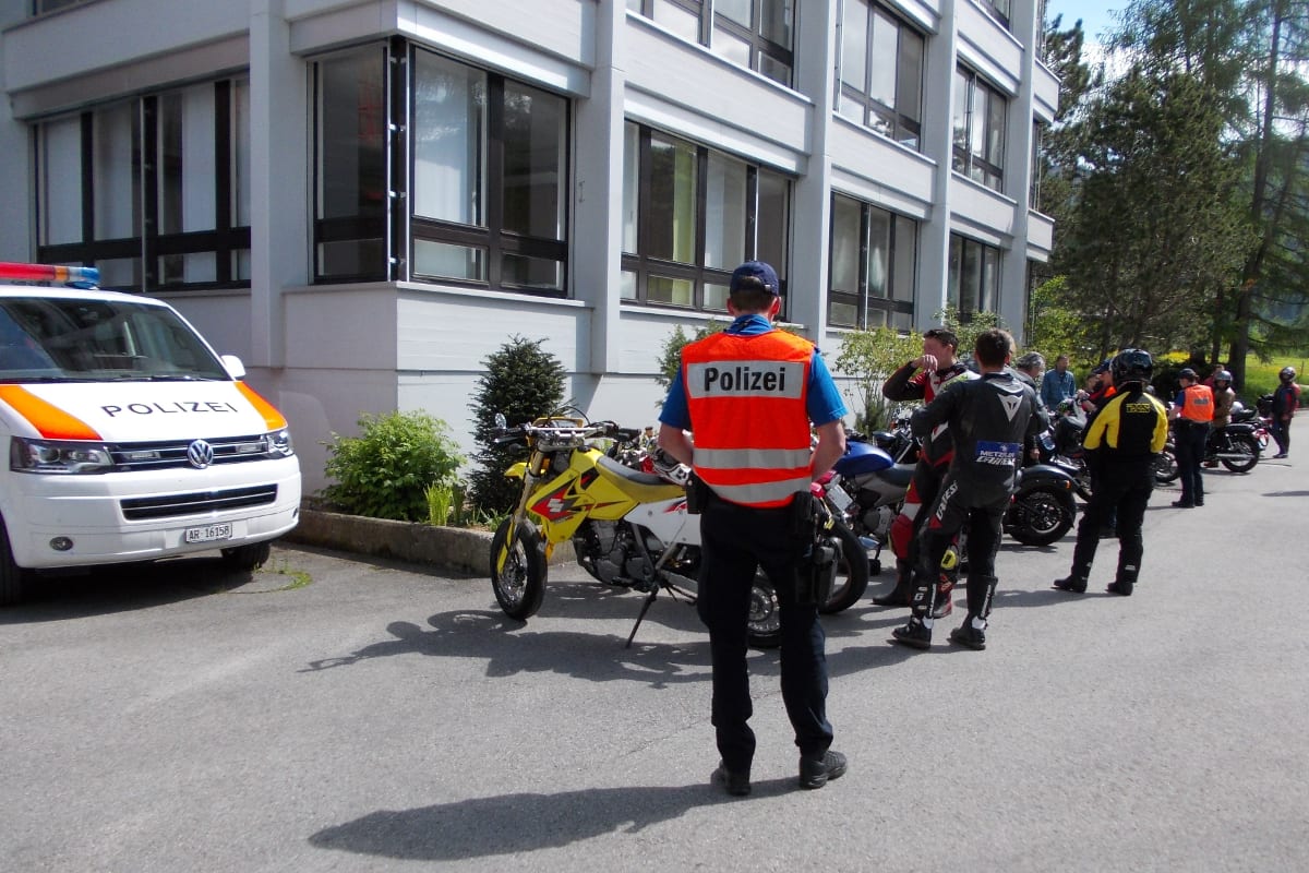 Gais/Urnäsch: Motorradkontrollen an Auffahrt