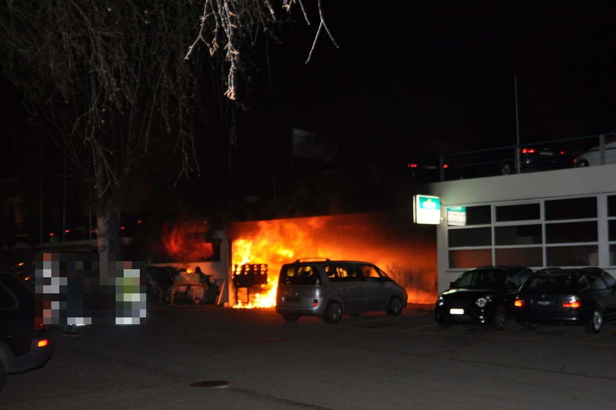 Feuer in Bellacher Autosattlerei
