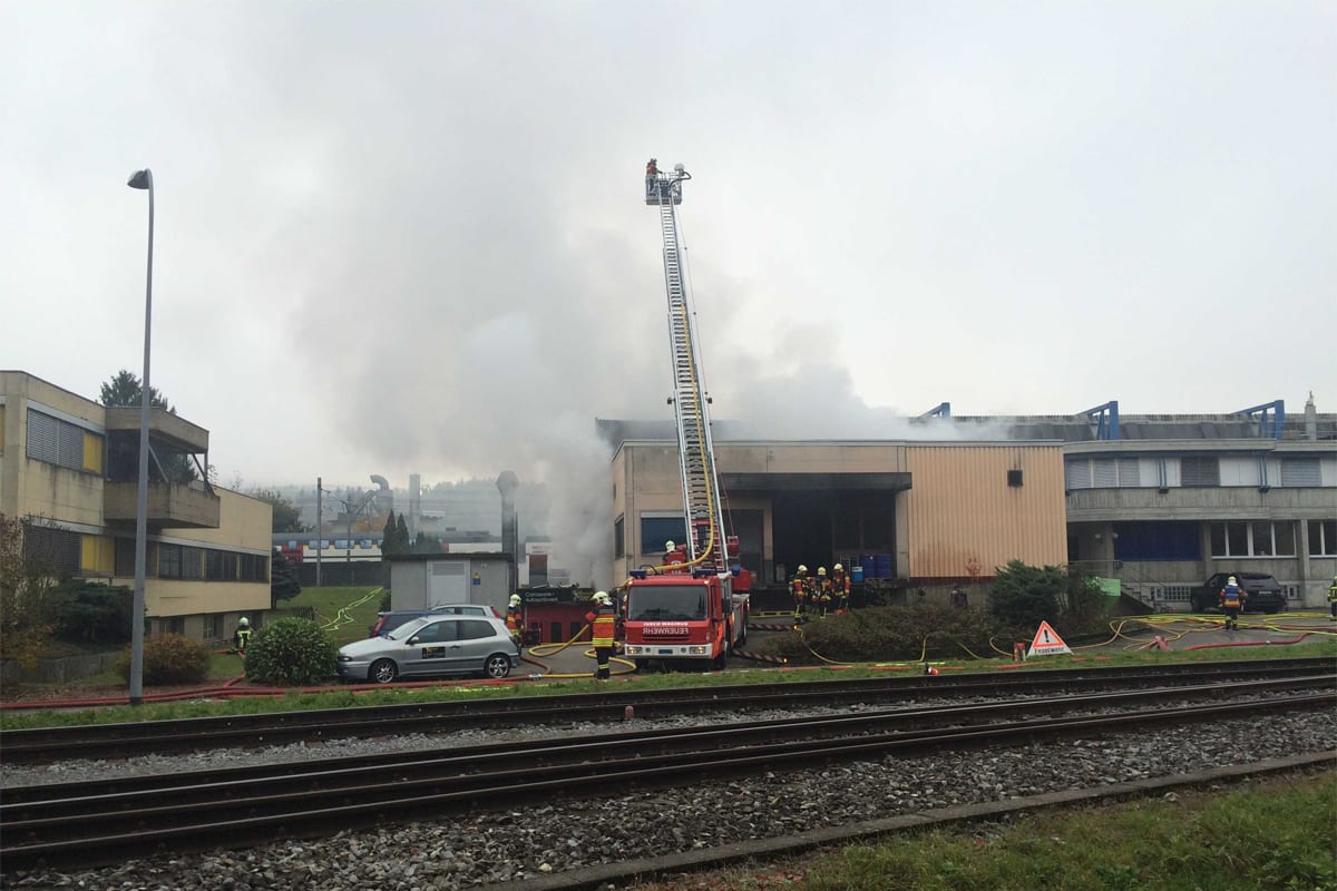 Dulliken SO: Grossbrand in Industriebetrieb