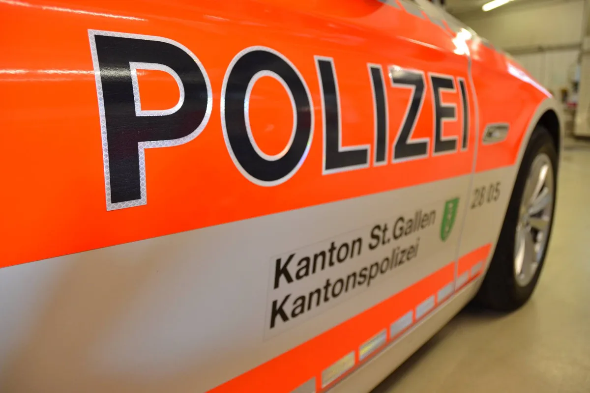 Niederuzwil SG: Auffahrkollision fordert einen Verletzten