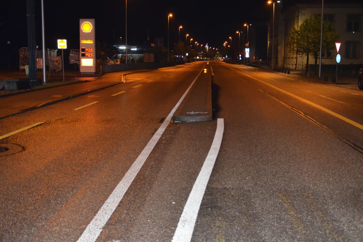 Zeugenaufruf - BMW-Fahrer begeht in Zuchwil Fahrerflucht