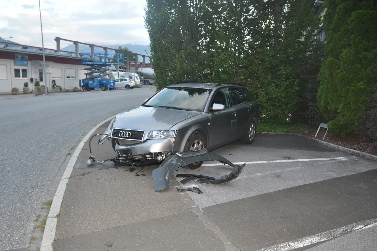 Triesen FL - Audi vs. Kandelaber