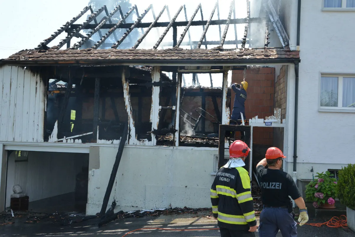 Brand in Einfamilienhaus fordert grossen Schaden