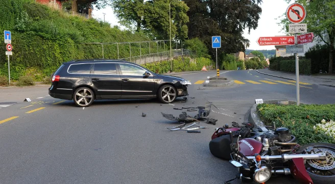 Crash Töff - Auto in Bülach