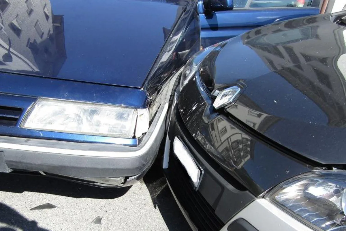 Sachschaden bei Verkehrsunfall in Glarus GL entstanden