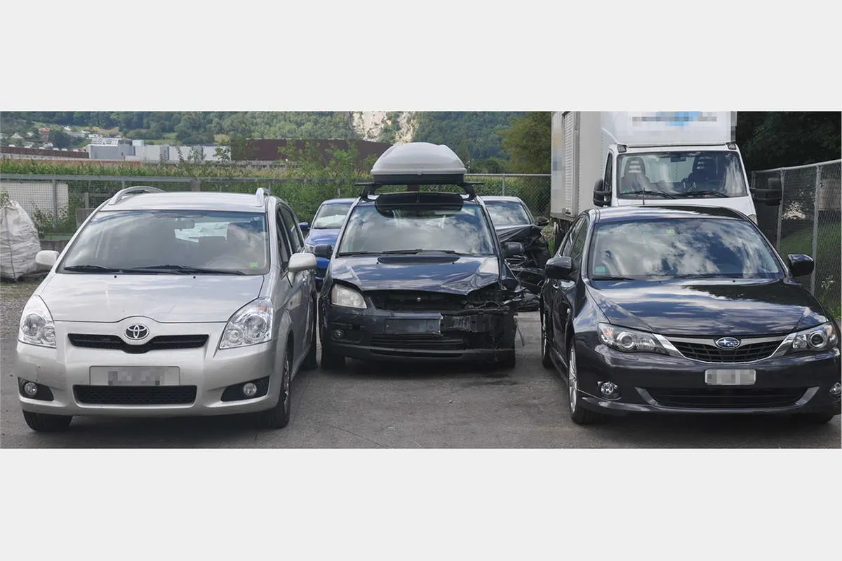 A1 Härkingen-Rothrist SO - Kollision nach Spurwechsel 