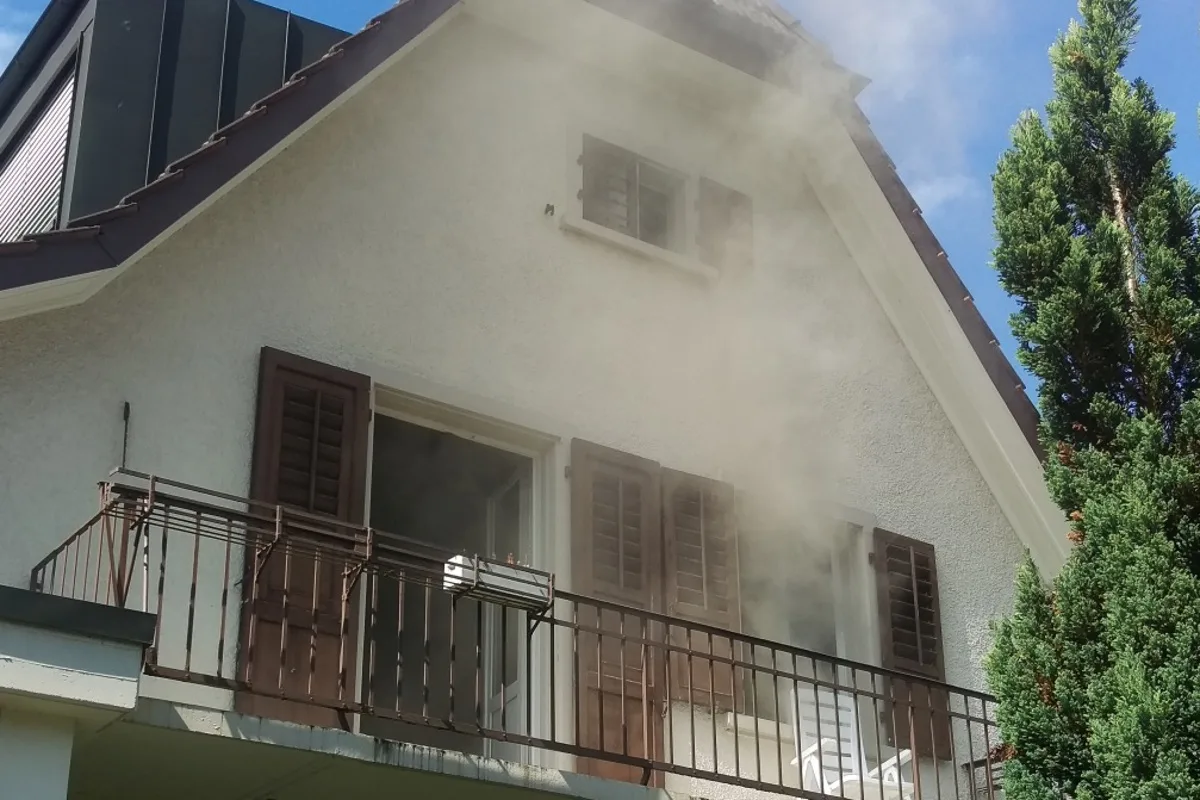 Buchs AG: Brand in Liegenschaft ausgebrochen