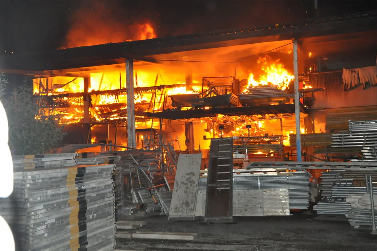 Triesen FL - Vollbrand in Industriebetrieb
