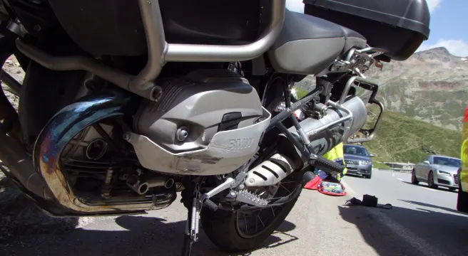 Motorradfahrer bei Streifkollision in Poschiavo verletzt