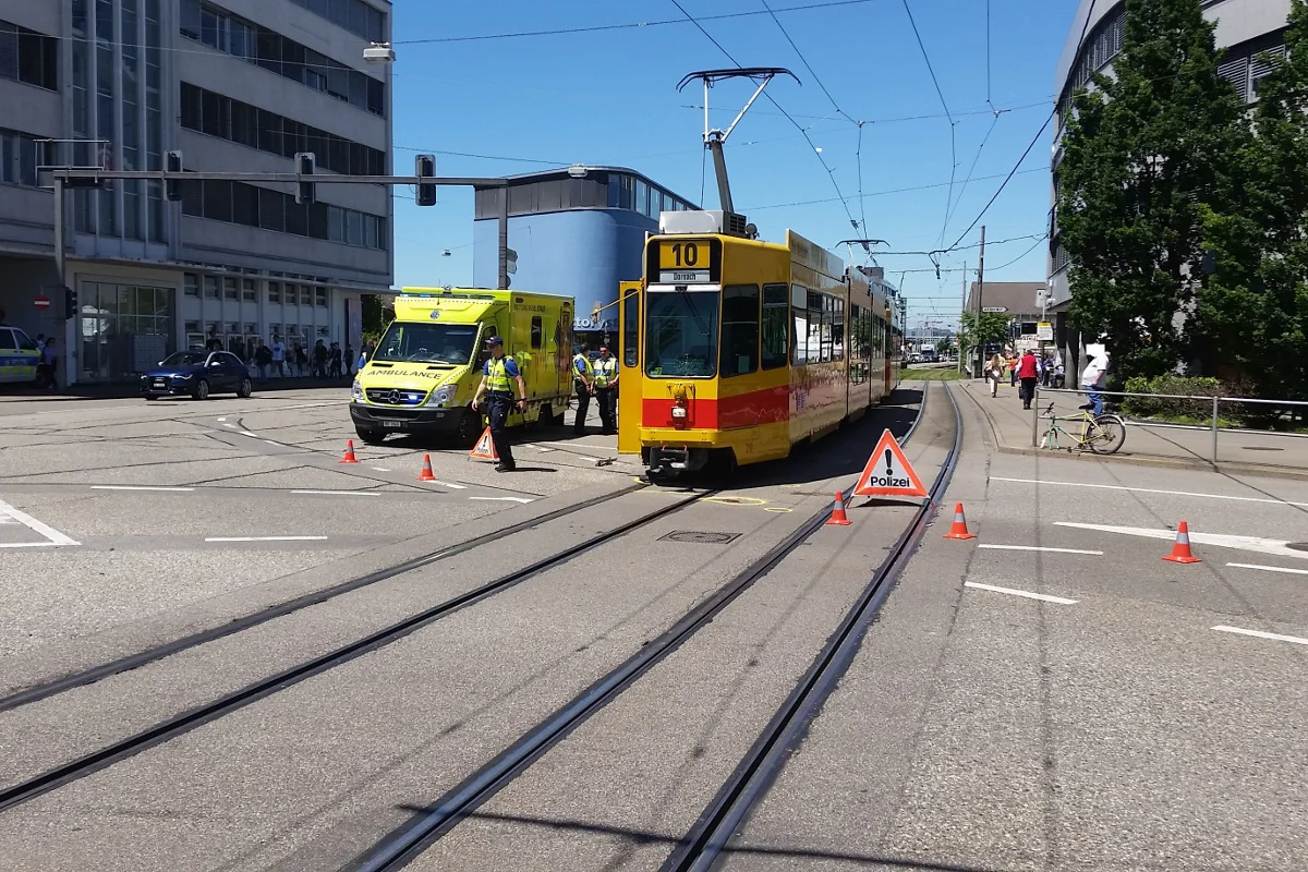 Verkehrsunfall in Basel - Zeugenaufruf