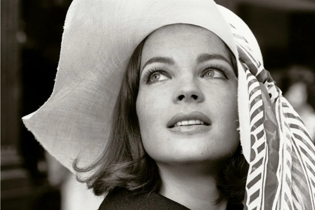 Boissy-sans-Avoir (F) - Unbekannte öffneten die Gruft von Romy Schneider (†43) 