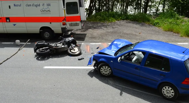 Frontalkollision in Susch fordert Verletzten