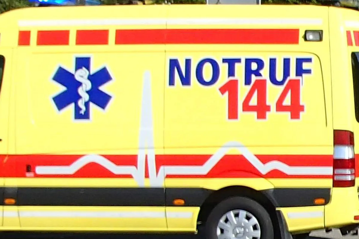 Zwei Verletzte nach seitlich-frontalem Crash in Jonen AG