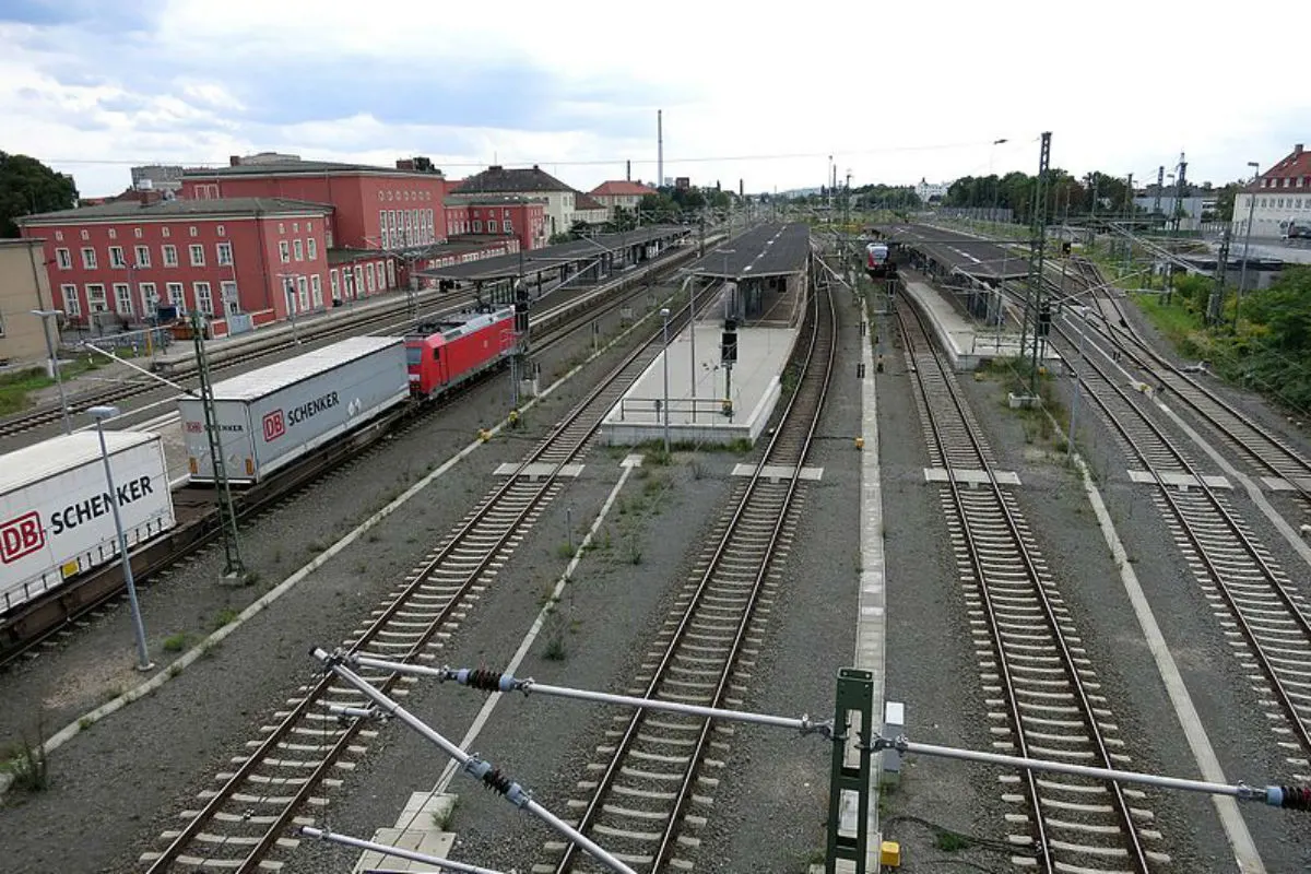 Dessau SA - Erneut herrenloser Koffer im Zug