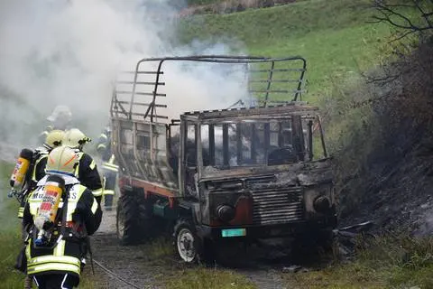 Tschlin GR - Motorkarren vollständig ausgebrannt