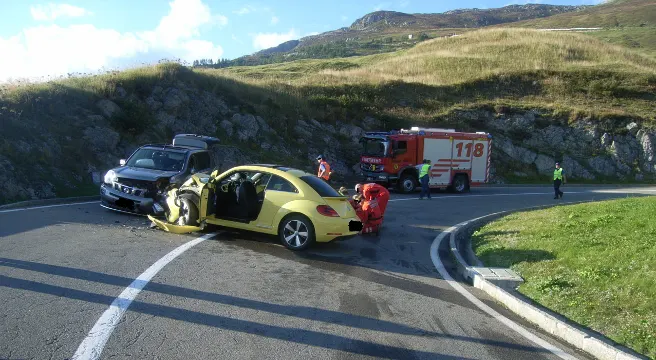 Verletzte nach Crash in Andermatt