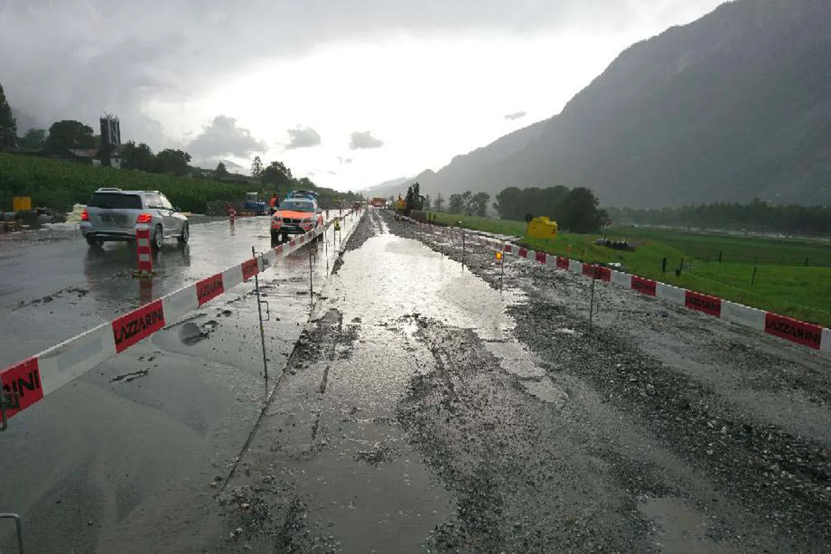 Chur GR - Heftiges Unwetter fordert die Einsatzkräfte