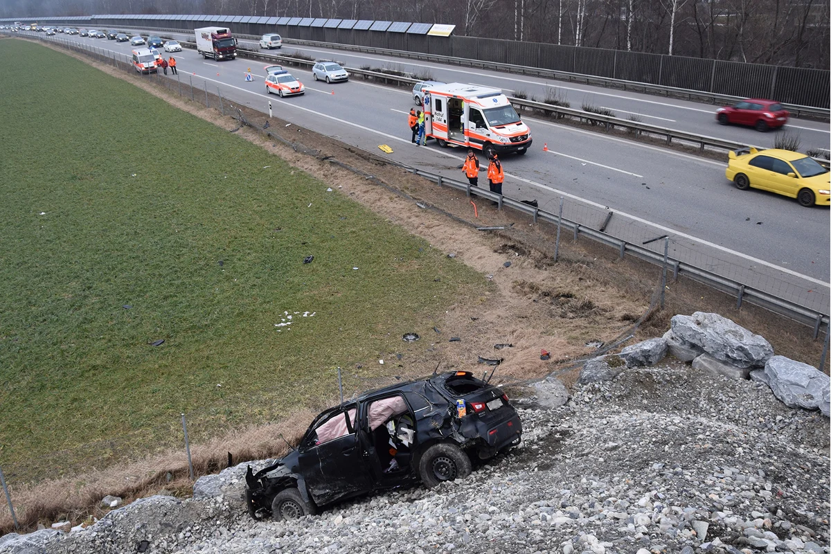 Alleinunfall in Domat/Ems - Kleinkind schwer verletzt