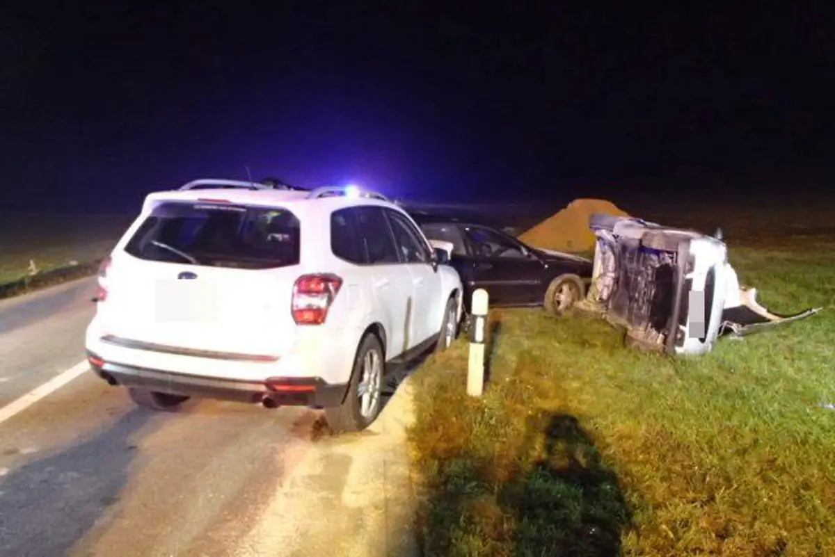 Freienwil: Crash mit vier Fahrzeugen im dichten Nebel 