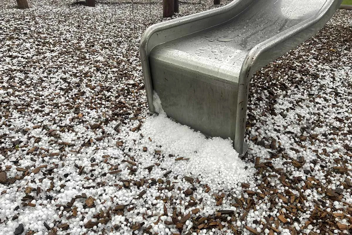 Knapp 800 Meldungen gingen wegen dem Unwetter bei der Kantonspolizei Bern ein!