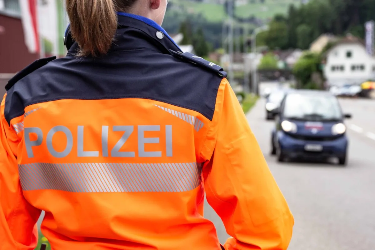 Verkehrskontrolle Hulftegg SG – Polizei stoppt 110 Motorräder