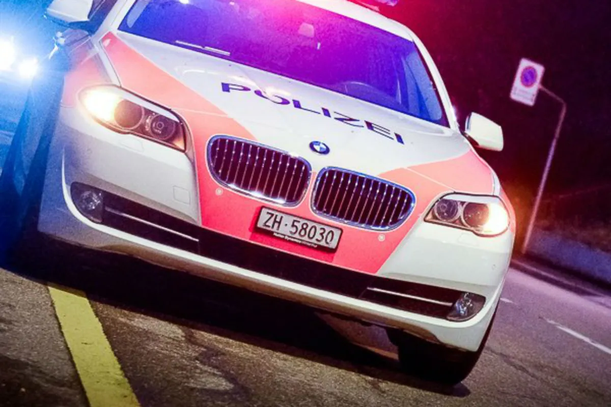 Winterthur ZH - Mann flüchtet über Balkon vor fremden Personen