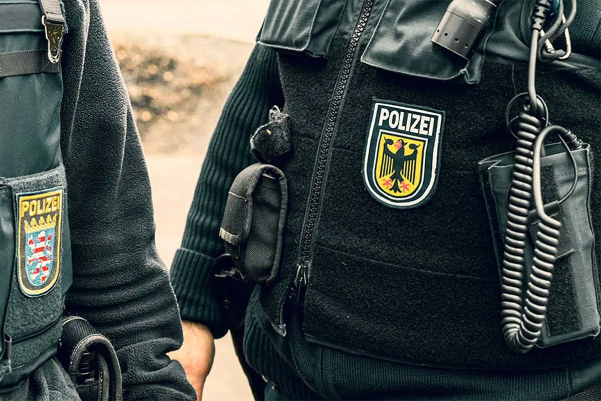Berlin - Mann schoss auf Boten 