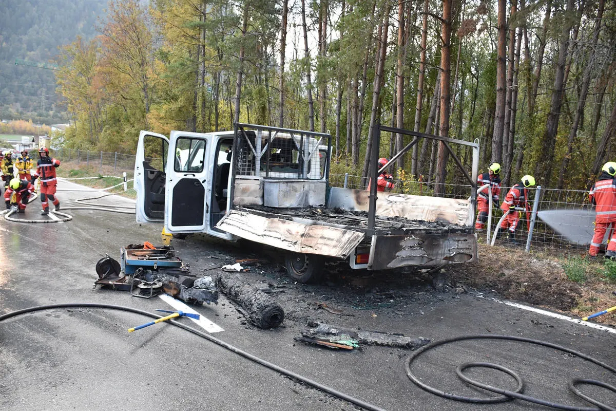Rothenbrunnen GR - Feuerwehr verhindert Waldbrand